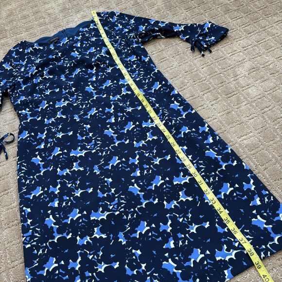 Talbots Floral Shift Dress Women's 10 Navy Blue Scalp Neckline 3/4 Sleeve Crepe - Picture 8 of 9